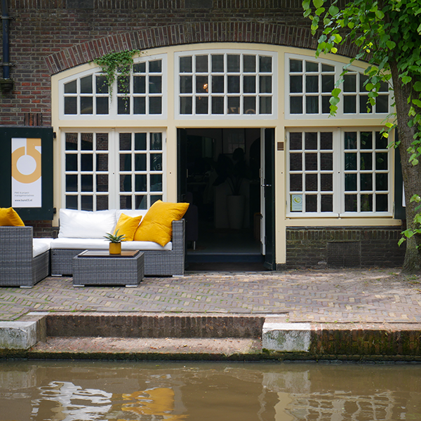 Voorkant van het kantoor C5 Groep aan de werf in Utrecht