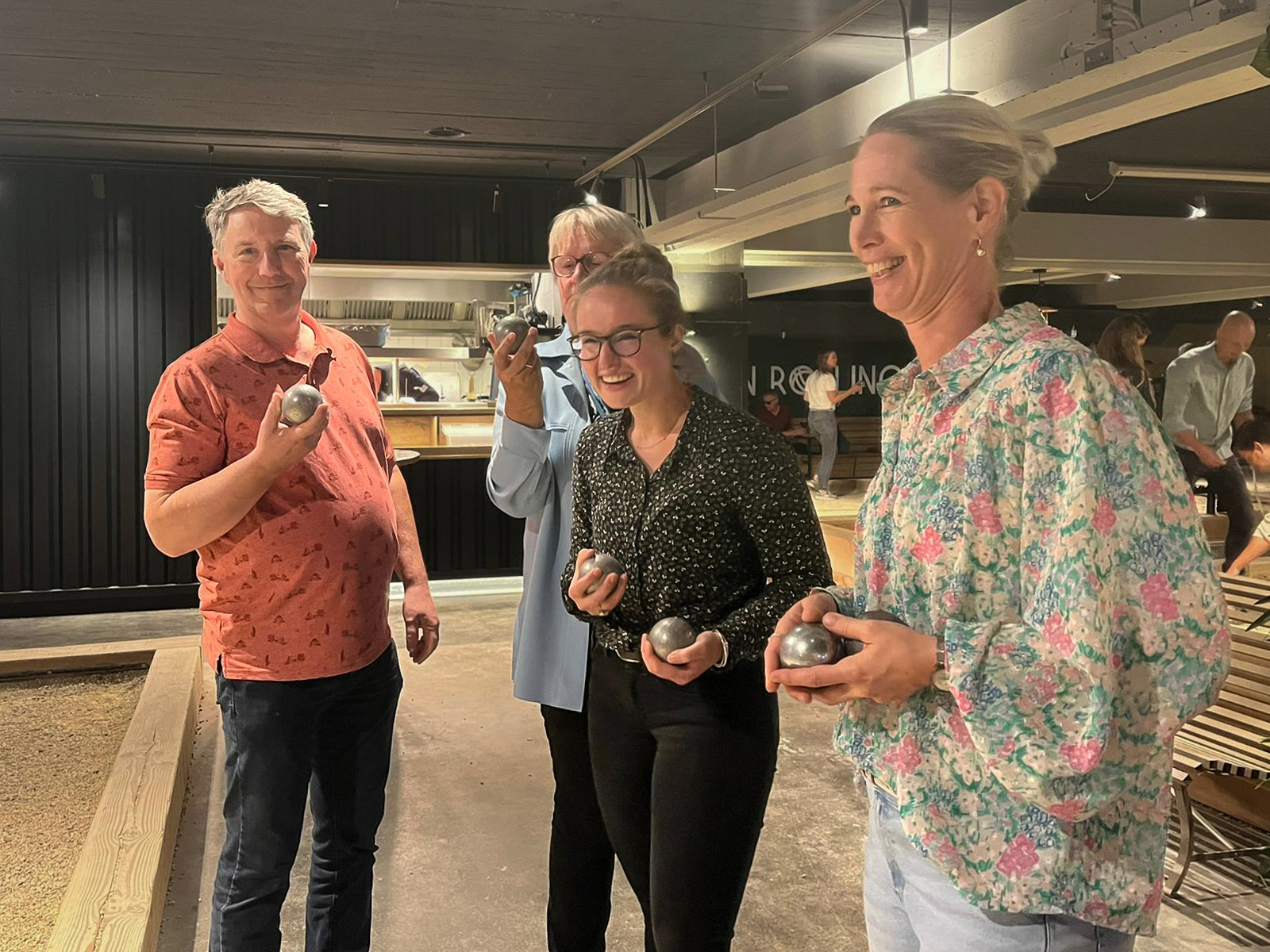 Bohlen met collega PMO'ers
